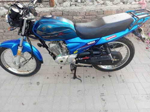 Yamaha ybz 125 in blue color 