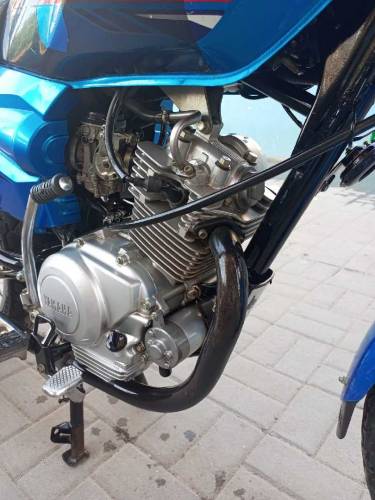 Yamaha ybz 125 in blue color 