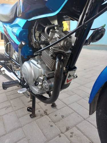 Yamaha ybz 125 in blue color 