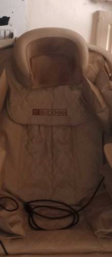 masaage chair JC Buck man