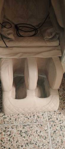 masaage chair JC Buck man