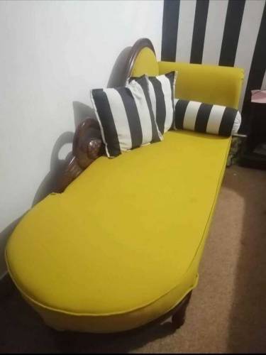 3 seater deewan 
