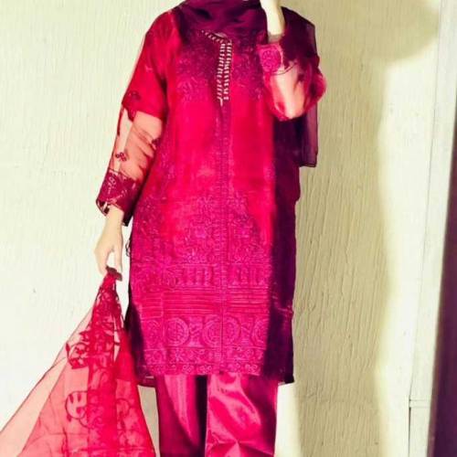 woman stitched 3Pc dress