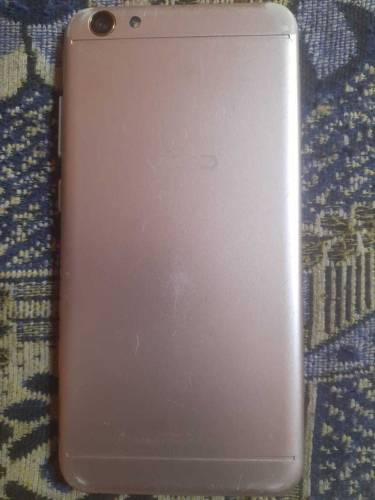 vivo 1719