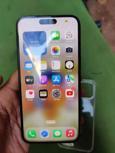 I phone 15 pro max 