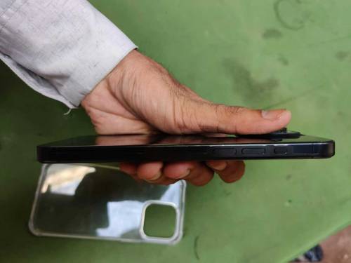 I phone 15 pro max 