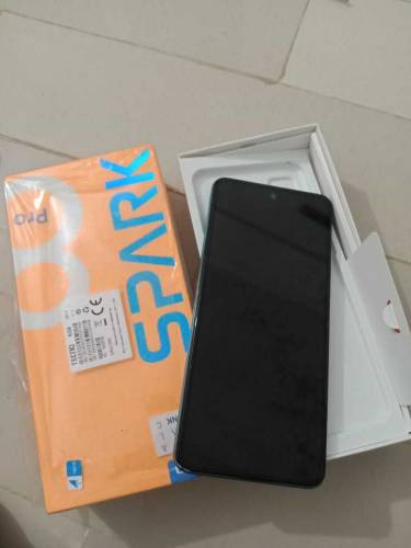Tecno spark 8 pro