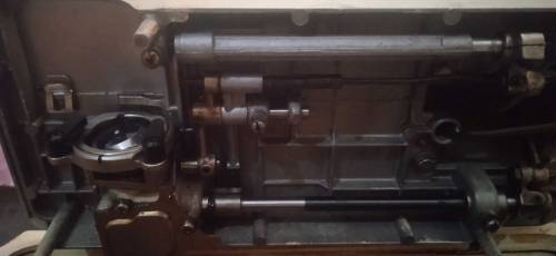 imported janome sewing machine with all attachments 