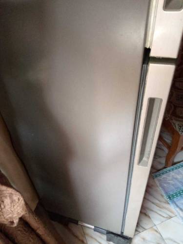 Refrigerator Haier in good running condition 