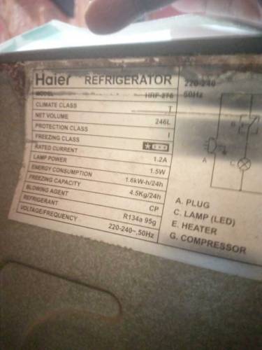 Refrigerator Haier in good running condition 