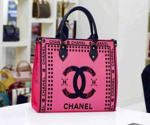 Ladies Chanel Hand Bag