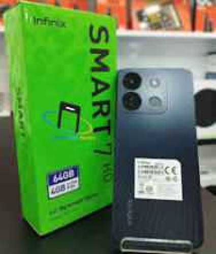 Infinix smart 7  wareenty 1 year used for 4 week used