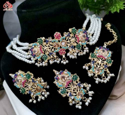 Nawratan Fine Quality Choker Set