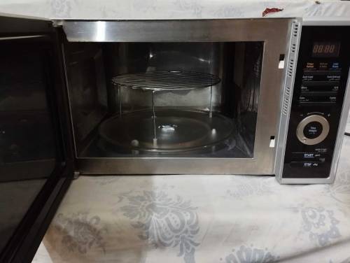 LG microwave oven 32 liter