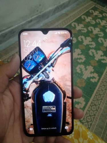 MI 9SE