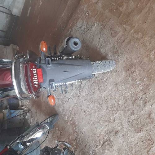 ybr 125