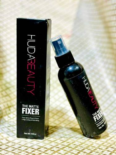 HUDA Beauty Matte Fixer