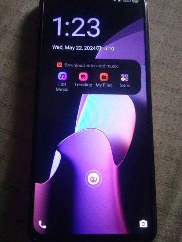 sparx neon x 4/128 condition 10/10 9 month company warranty