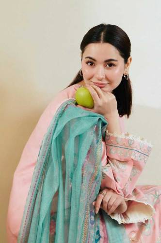 Brand: ZARA SHAH JAHAN