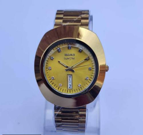 Men'sFormal analouge watch.