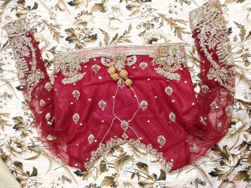 Barat = Blouse+Lehnga+Dupatta+Rukhsati Dupatta+Jewelry+Pouch