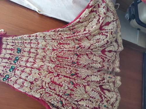 Barat = Blouse+Lehnga+Dupatta+Rukhsati Dupatta+Jewelry+Pouch