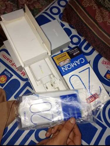 Tecno Camon 20