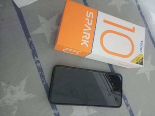 Tecno spark 10c 4/4128 