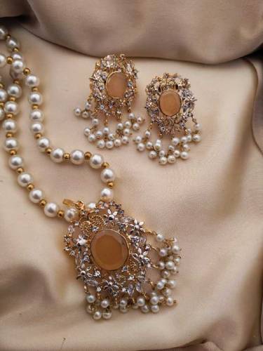 Elegant ,beautiful Egyptian Gajra Pendant Set