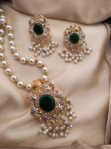 Elegant ,beautiful Egyptian Gajra Pendant Set