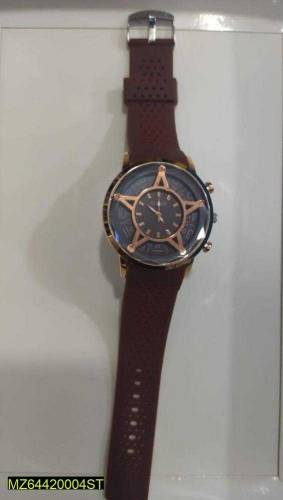 Man's Casual Analogue Watch 