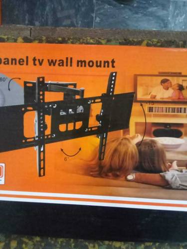 movable and fixed brackets for all of LEDs available 