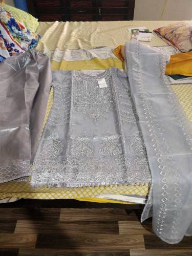 Beautiful 3pc Dress.