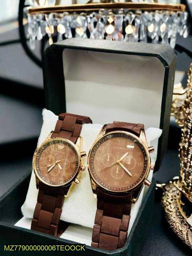 couple watch