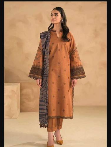 3 PCs Women's Unstitched LawnPrinted Suit