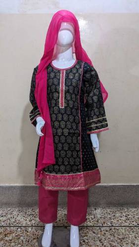 Summer lawn collection