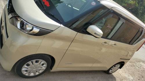Nissan roox model 2021