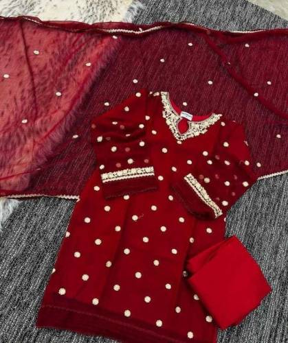 3 Pcs Women's Stitched Chiffon Embroidered Suit
