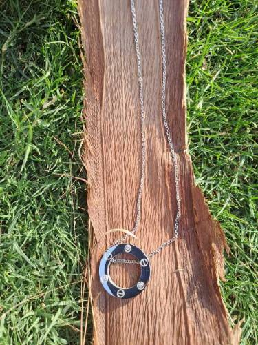 necklace 