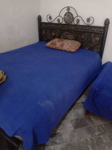 Asdalam o Alaikom,Dear members,Isell a double bed in a great deal. 