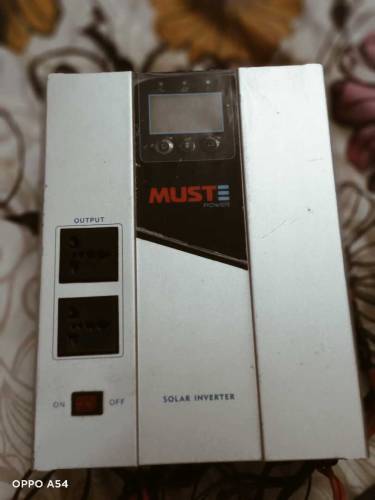 Hybrid solar inverter 