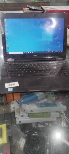 Dell Latitude 7270/Ci5 6th generation 256GB SSD 8GB RAM /13.3LED/wifi 
