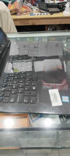 Dell Latitude 7270/Ci5 6th generation 256GB SSD 8GB RAM /13.3LED/wifi 