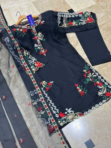Neck BellBottom Border Flower Embroidery Maxi With Emb Dupatta 3Pcs