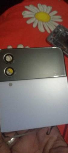 Samsung Zflip 4 