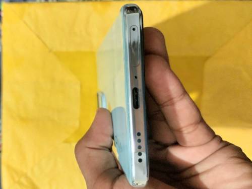 Vivo V30 (1year warrenty)waeving aqua front UV Glass Shield 07-06-2024