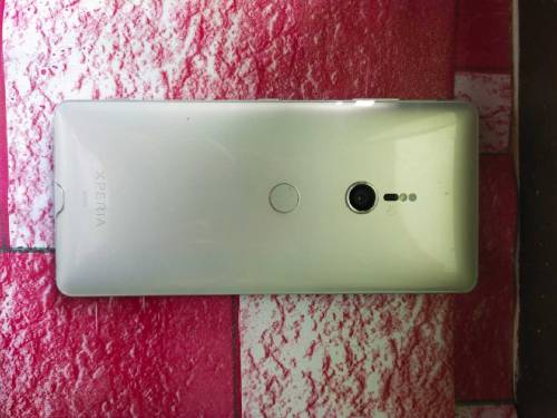 sony xperia xz3