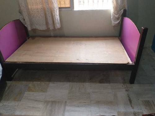 single bed without mattress 