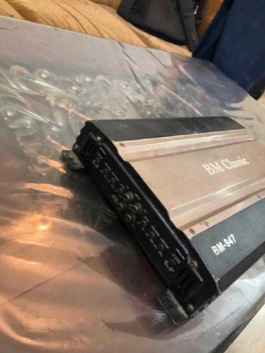 BM-CLASSIC 947 2200W AMPLIFIER