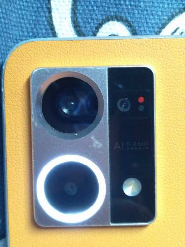 Oppo F21 Pro Orange Coloured kit With charger only 